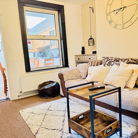 Lovely Dog Friendly, 3 Bed Home Sleeps 8, With Parking & Fenced Garden Work Contractor Leisure, Jasper CBG Exterior foto